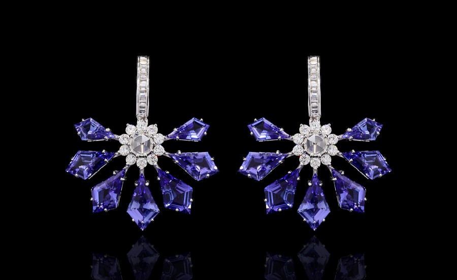 House of Gems: Crafting Elegance from Rough Stone to Masterpiece