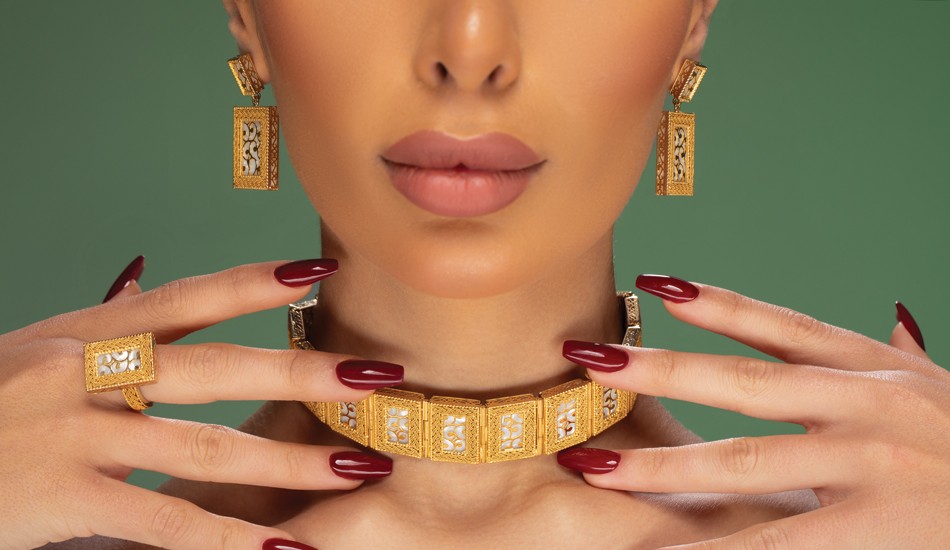 Zri Jewellery: Tradition Meets Modern Sophistication in Timeless Piece