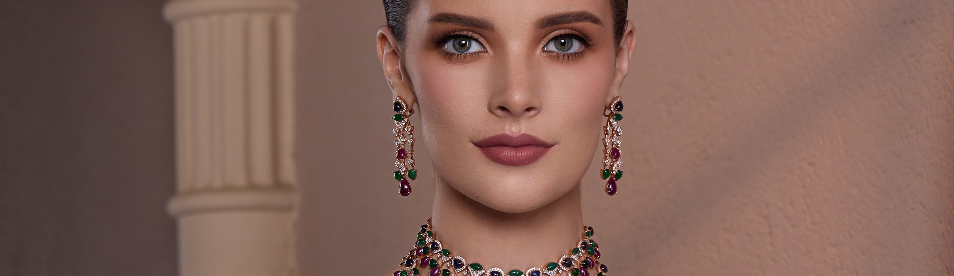 Explore Arabian Heritage & Modern Jewellery by Devji Aurum at Jewels of the World