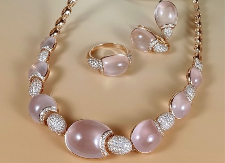 La Molla: A Legacy of Passion for Fine Gemstones and Refined Design