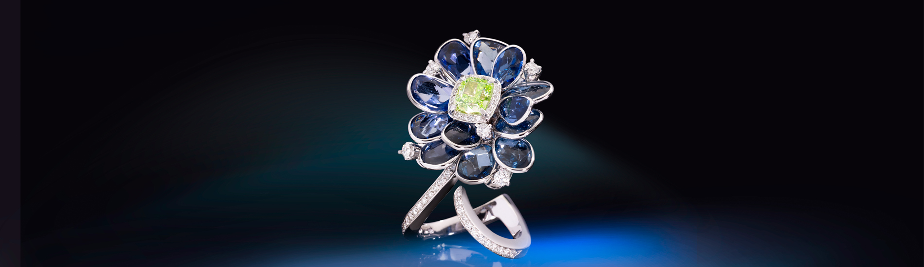 Discover SCAVIA’s Essence of Beauty at Jewels of the World